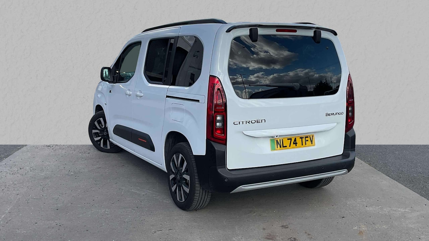 Used Citroen Berlingo 2024 for sale - 76075426: Photo 2