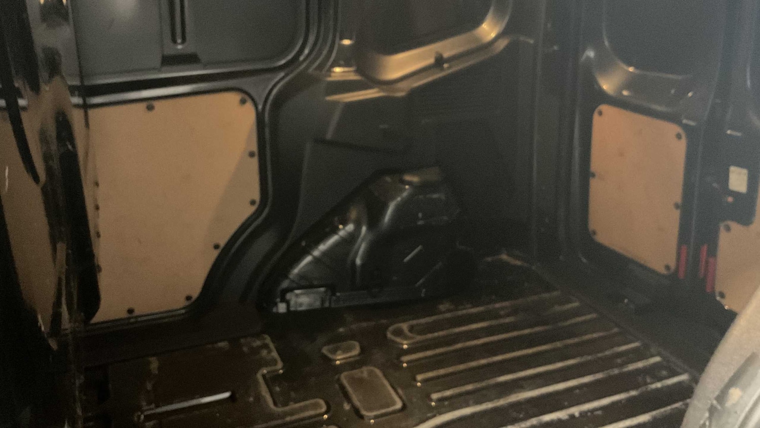 Used Ford Transit Courier 2020 for sale - 77032254: Photo 25