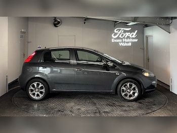 Used Fiat Punto 2017 for sale - 78678535: Photo