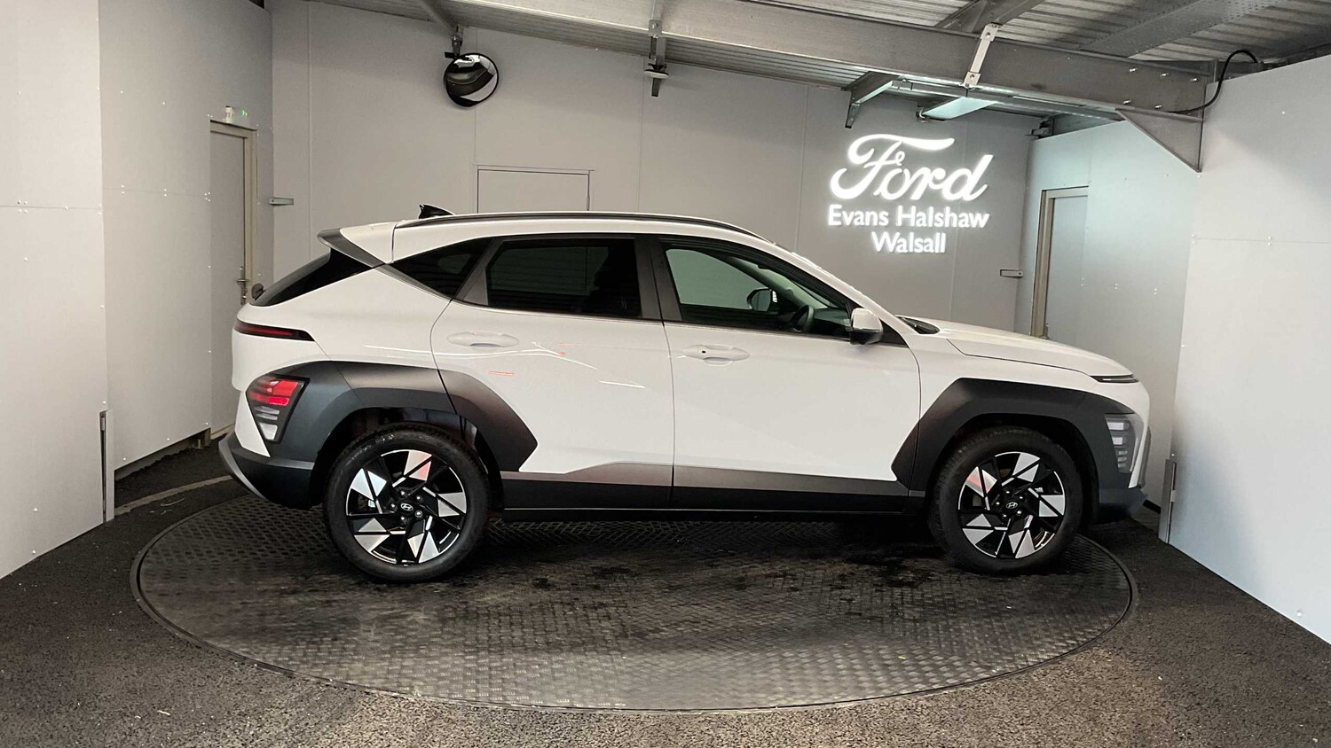 Used Hyundai KONA for sale - 76329321: Photo 8