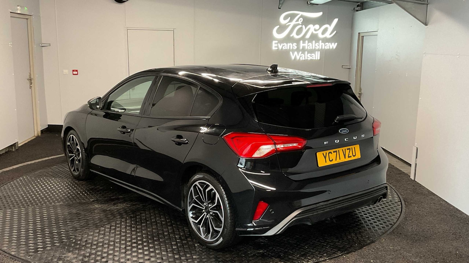 Used Ford Focus 2021 for sale - 76063283: Photo 5