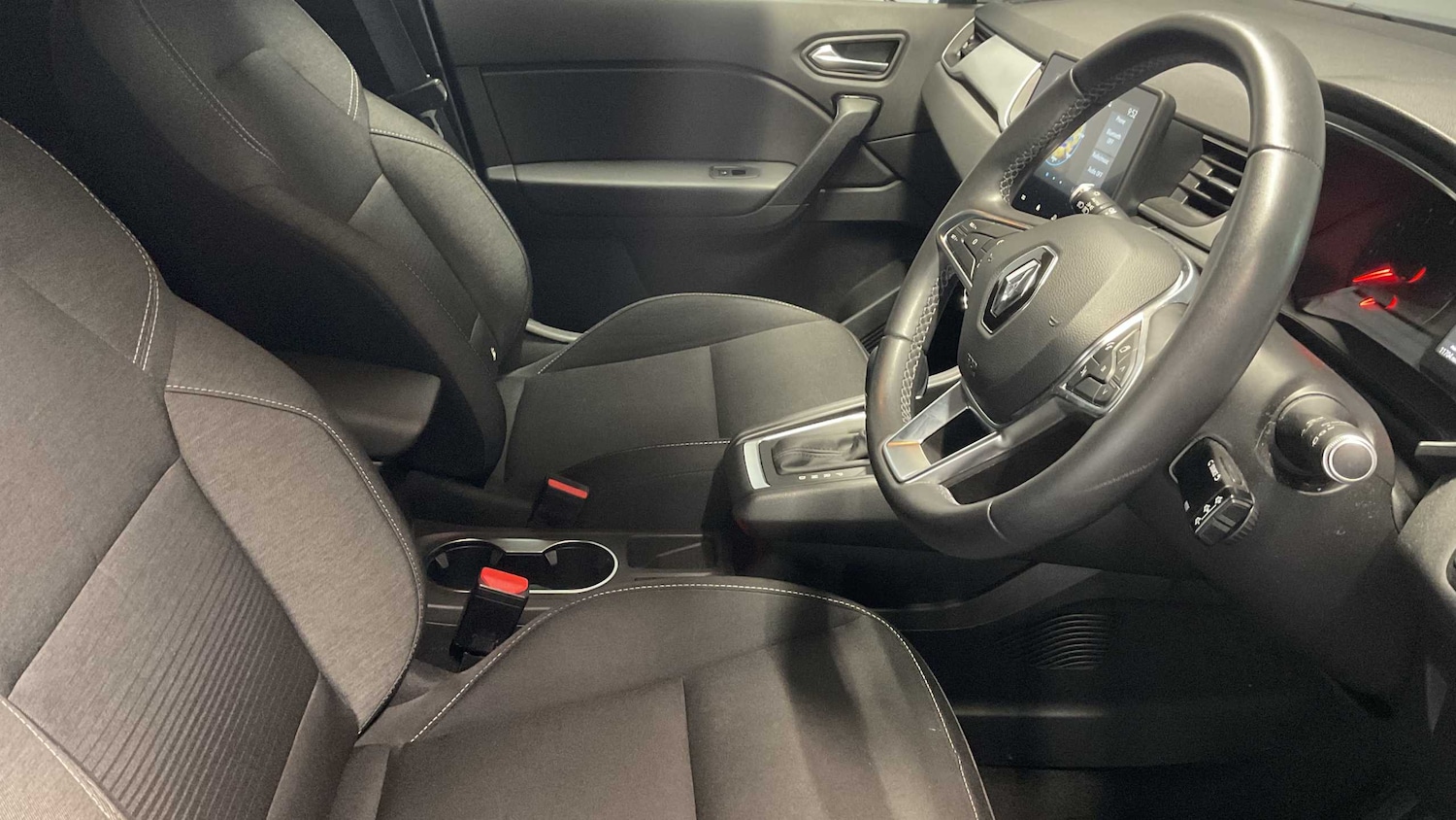 Used Renault Captur 2021 for sale - 76576020: Photo 14