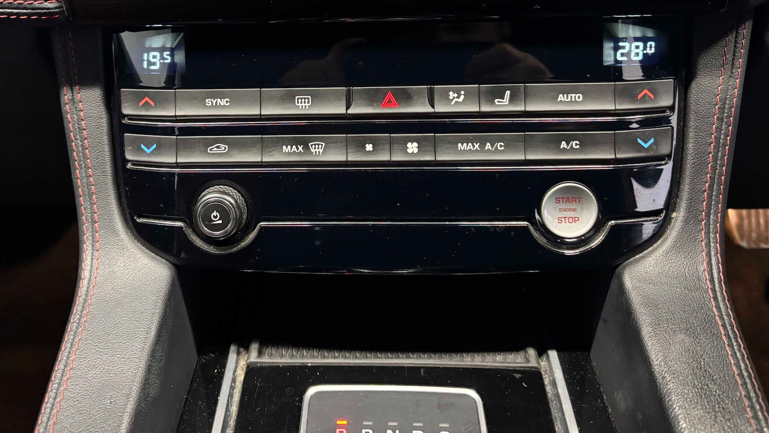 Used Jaguar F-Pace 2016 for sale - 77068669: Photo 20