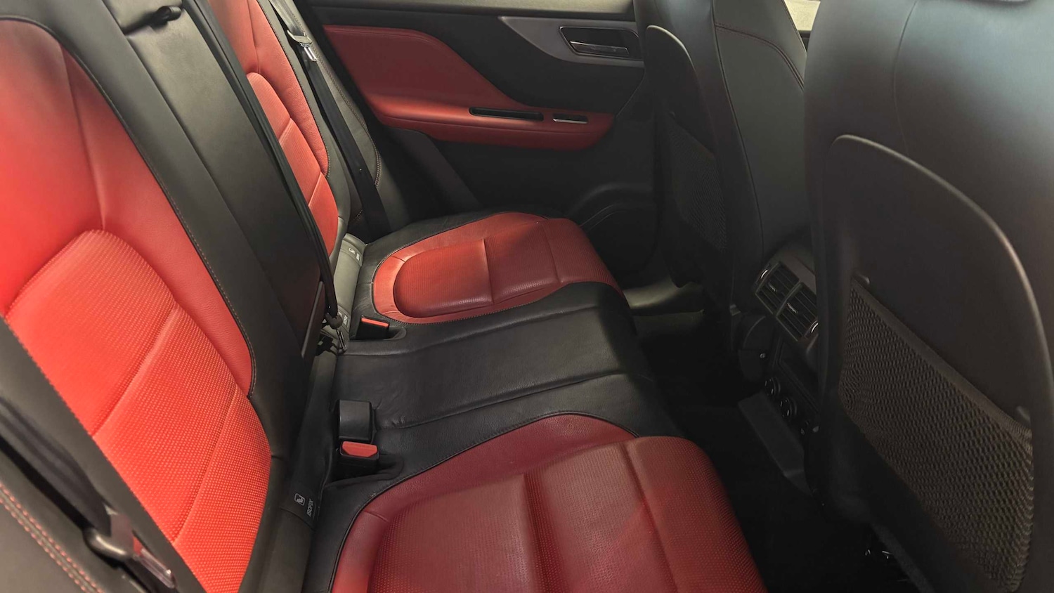 Used Jaguar F-Pace 2016 for sale - 77068669: Photo 23