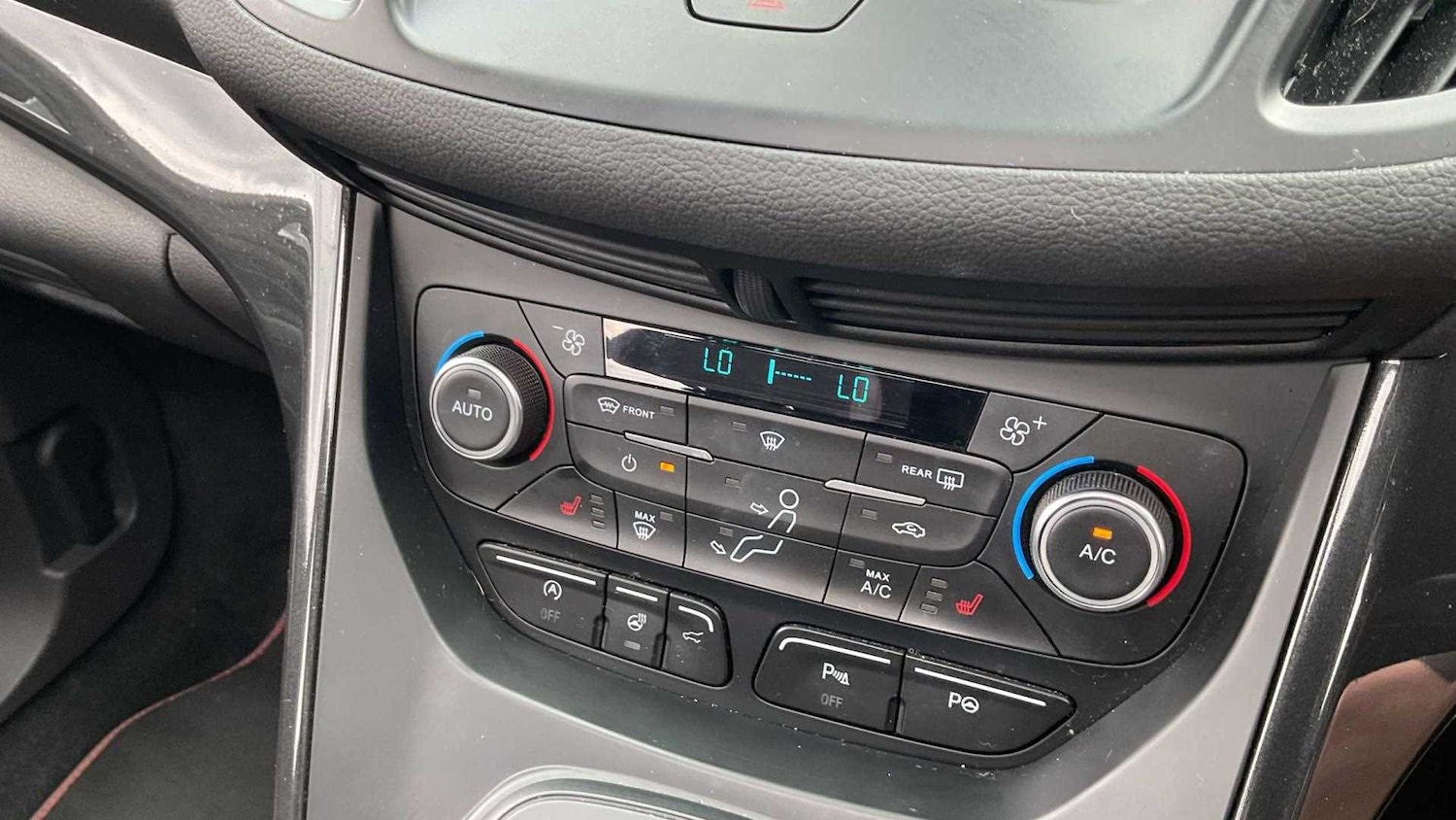 Used Ford Kuga 2018 for sale - 76373777: Photo 27