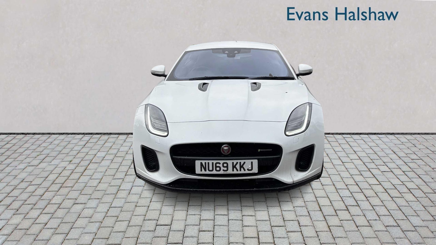 Used Jaguar F-Type 2019 for sale - 77389840: Photo 4