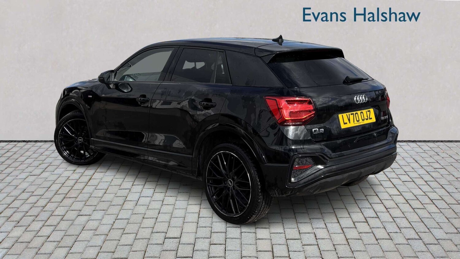 Used Audi Q2 2020 for sale - 77842552: Photo 2