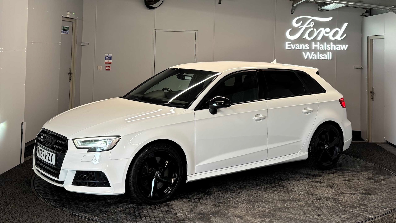 Used Audi A3 2017 for sale - 77961103: Photo 3