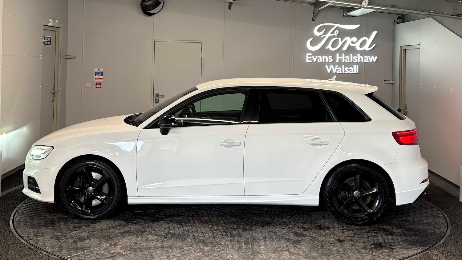 Used Audi A3 2017 for sale - 77961103: Photo 8