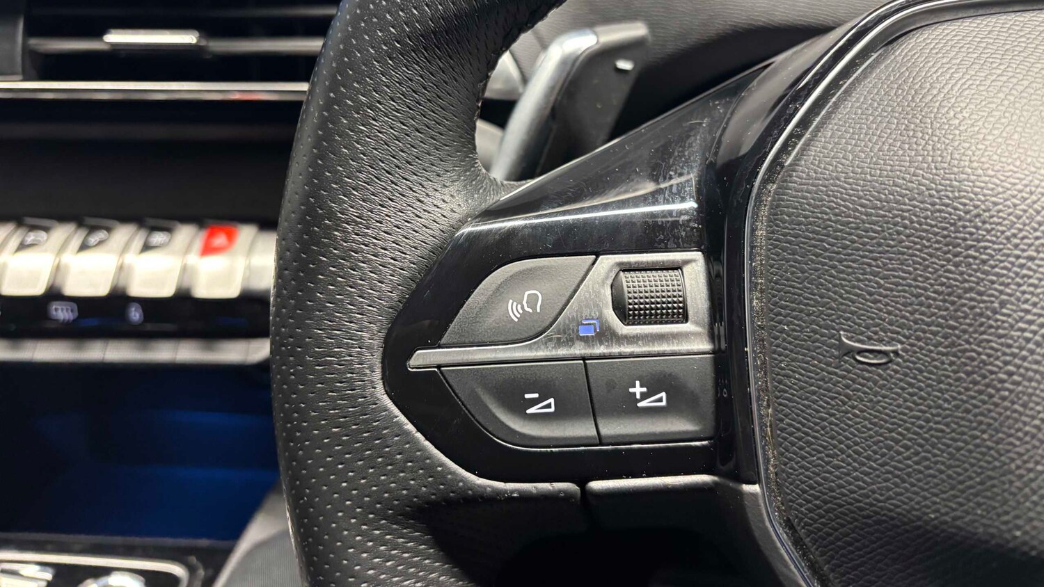 Used Peugeot 3008 2024 for sale - 76955248: Photo 16