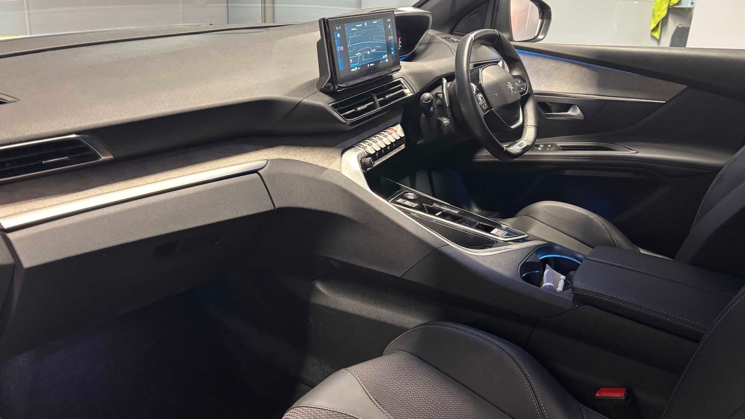 Used Peugeot 3008 2024 for sale - 76955248: Photo 27