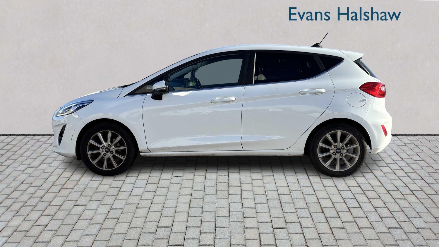 Used Ford Fiesta 2019 for sale - 76610605: Photo 3