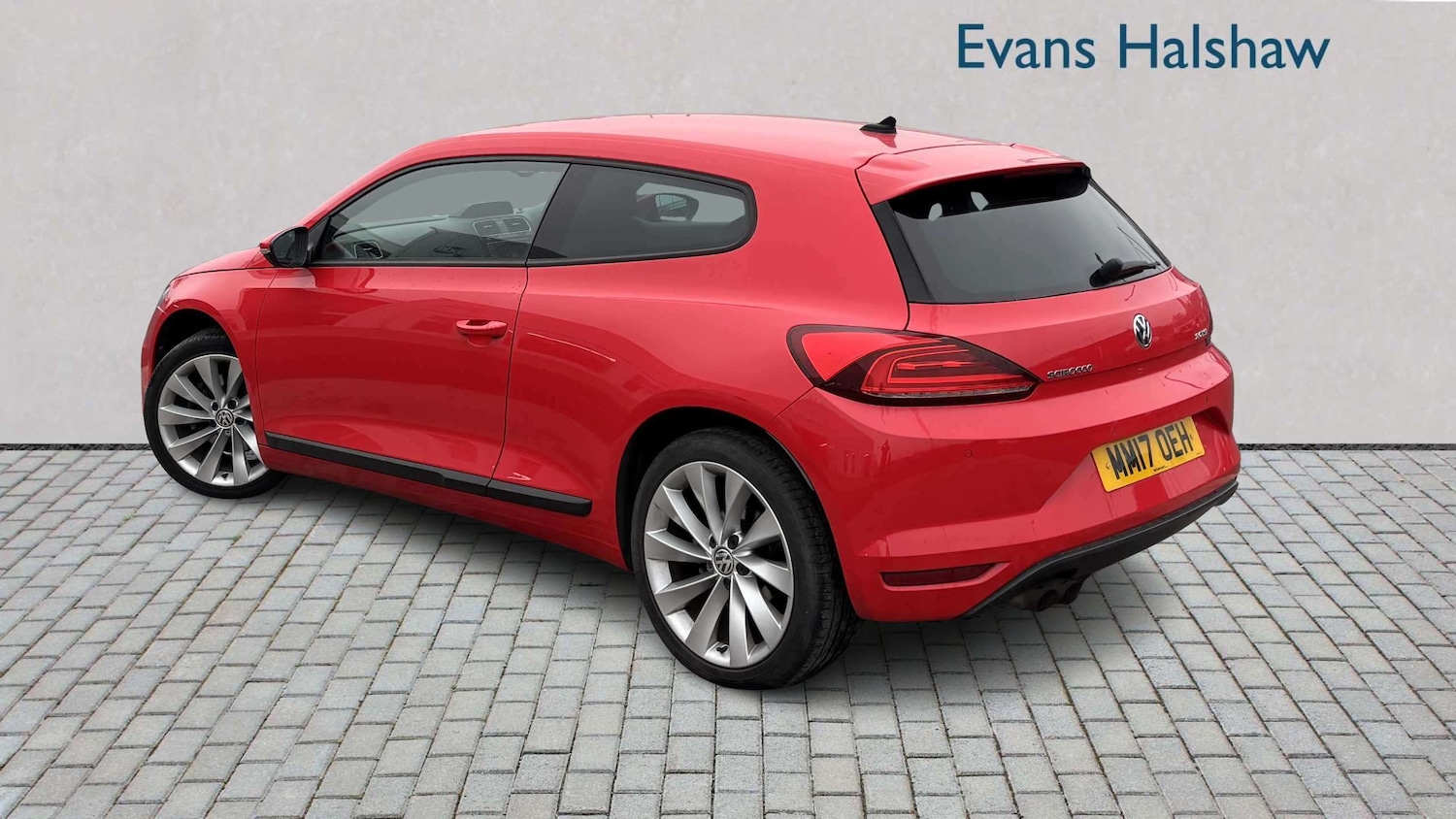 Used Volkswagen Scirocco 2017 for sale - 77787232: Photo 2