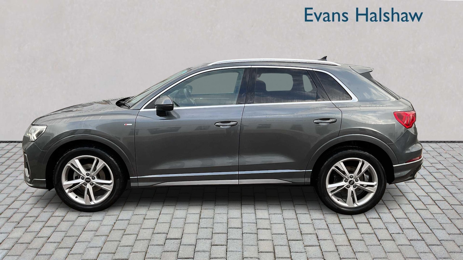 Used Audi Q3 2023 for sale - 76329259: Photo 6