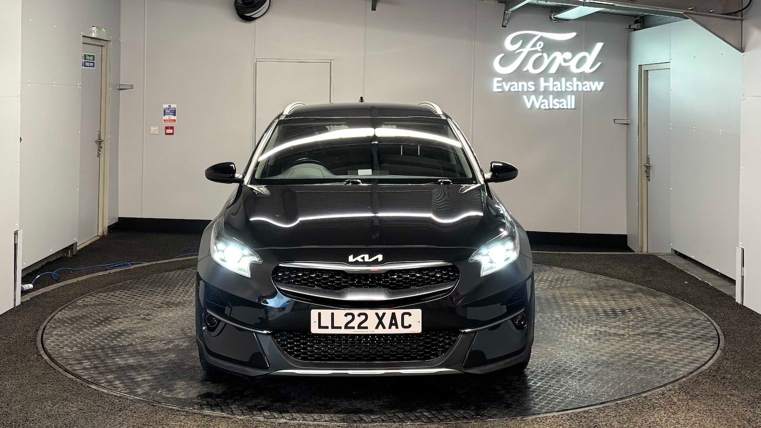 Used Kia XCeed 2022 for sale - 77577449: Photo 2