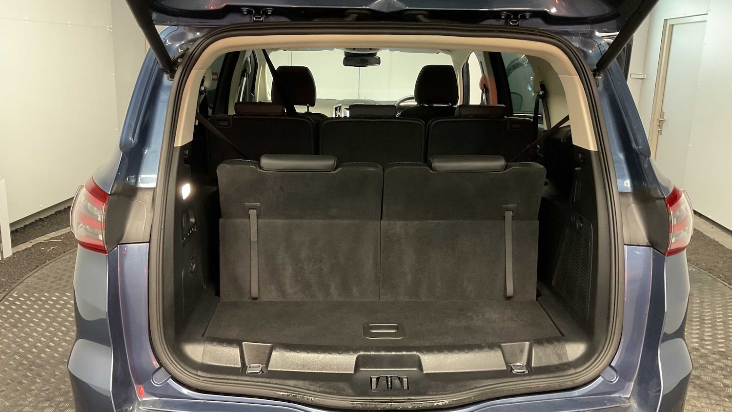 Used Ford S-Max 2022 for sale - 76475790: Photo 27