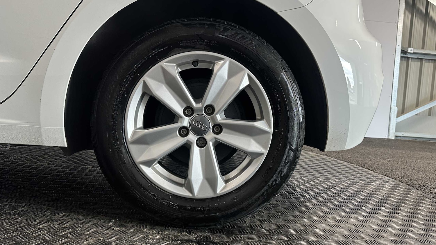 Used Audi A1 2019 for sale - 76610726: Photo 11