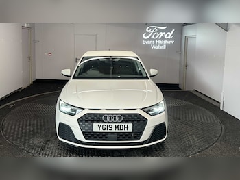 Used Audi A1 2019 for sale - 76610726: Photo