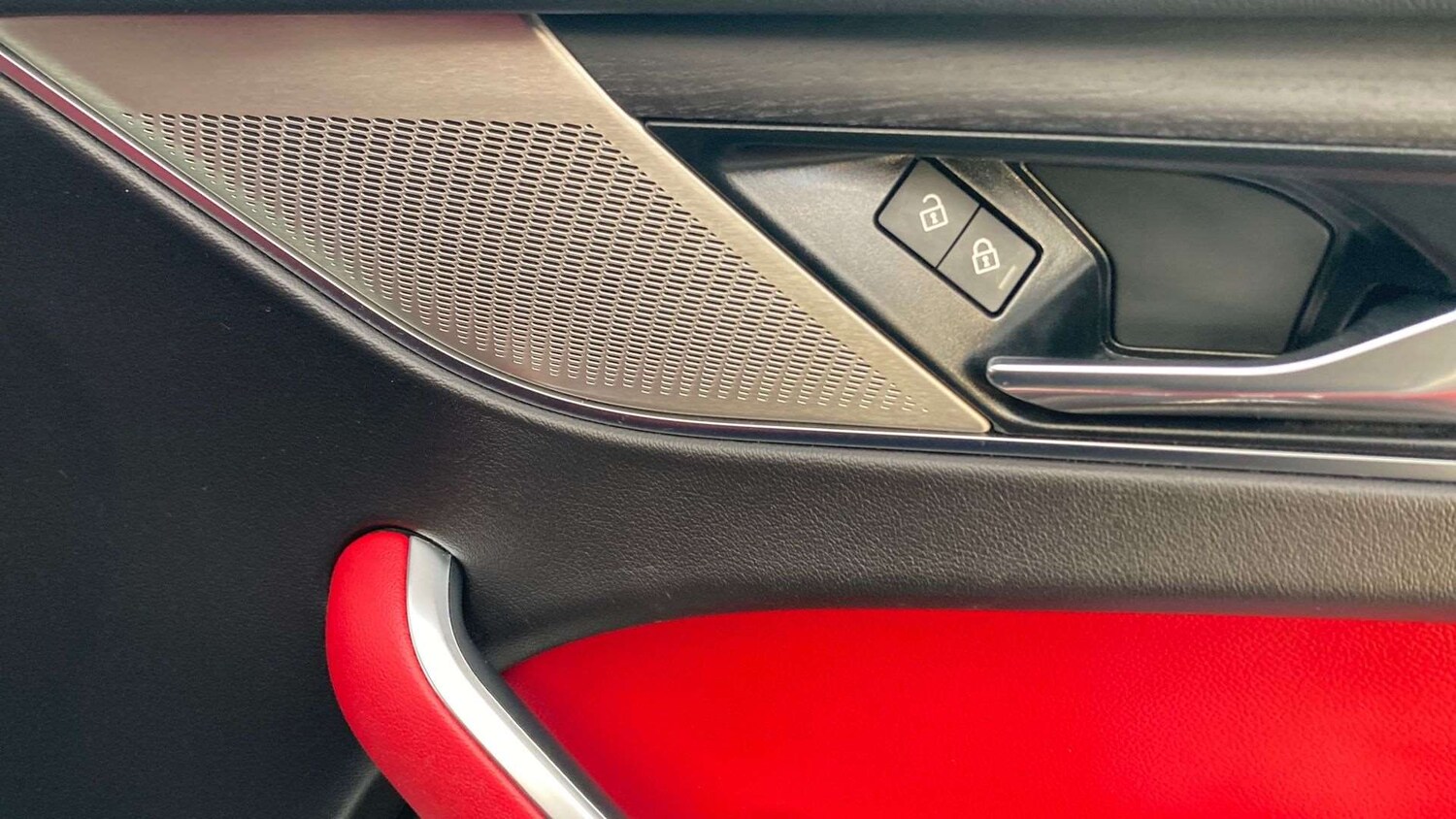 Used Jaguar F-Pace 2023 for sale - 77628077: Photo 25