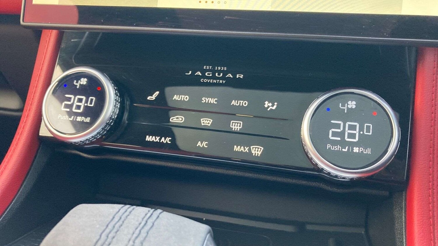 Used Jaguar F-Pace 2023 for sale - 77628077: Photo 28