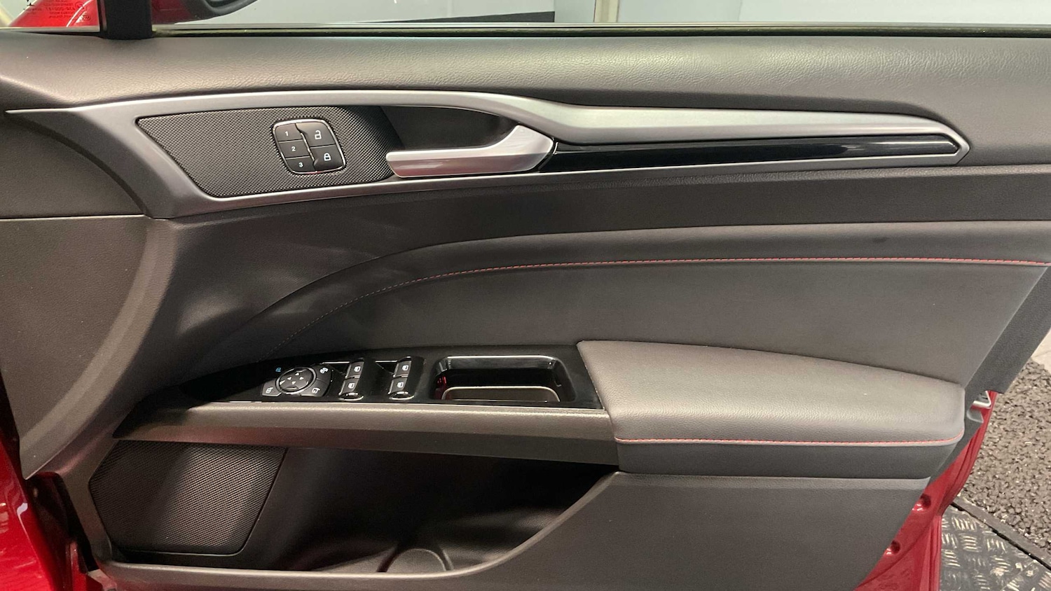 Used Ford Mondeo 2018 for sale - 75846356: Photo 15