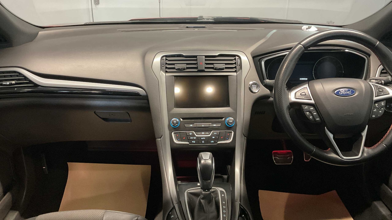 Used Ford Mondeo 2018 for sale - 75846356: Photo 28