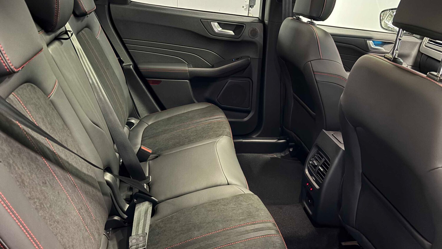 Used Ford Kuga 2025 for sale - 77553026: Photo 17