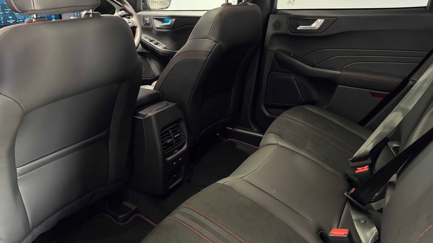 Used Ford Kuga 2025 for sale - 77553026: Photo 21