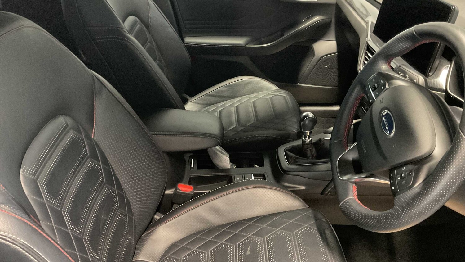 Used Ford Focus 2022 for sale - 76034689: Photo 14