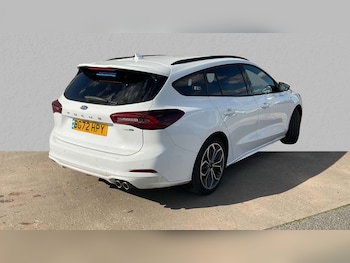 Used Ford Focus 2022 for sale - 76034689: Photo