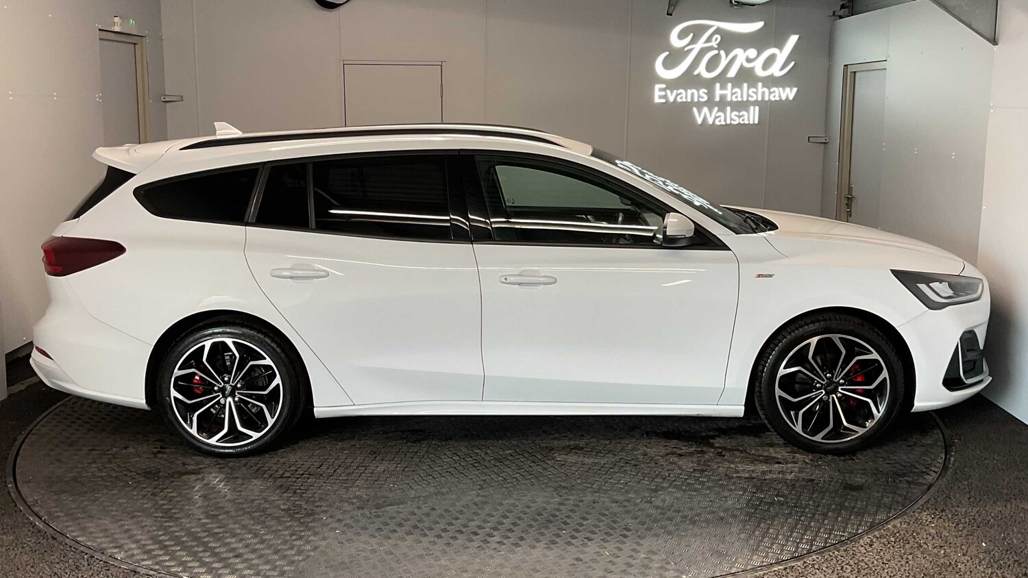 Used Ford Focus 2022 for sale - 76034689: Photo 8