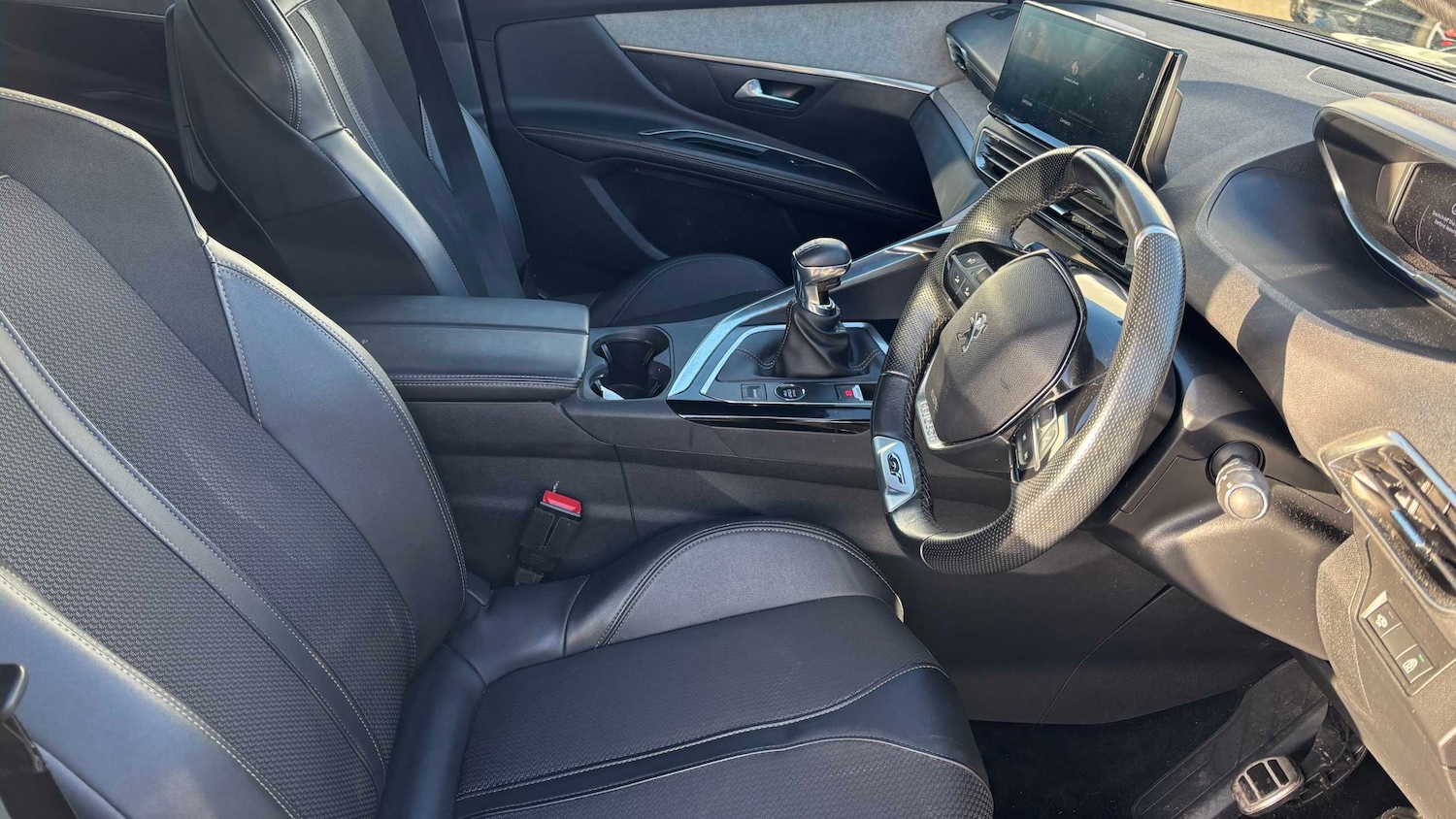 Used Peugeot 5008 2022 for sale - 76745941: Photo 7