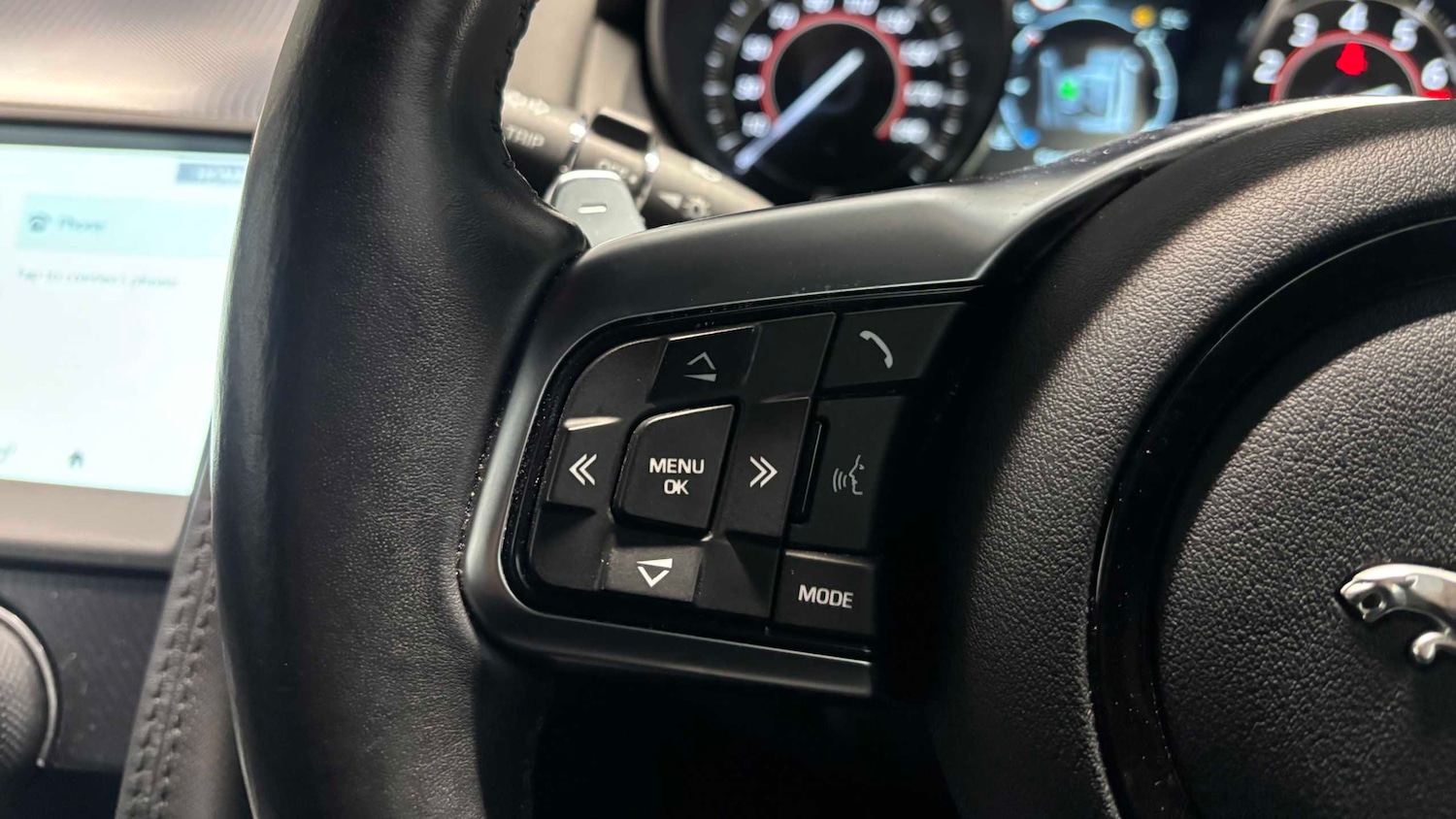 Used Jaguar F-Type 2019 for sale - 77601233: Photo 16