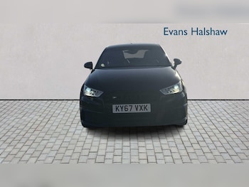 Used Audi A1 2017 for sale - 77011077: Photo