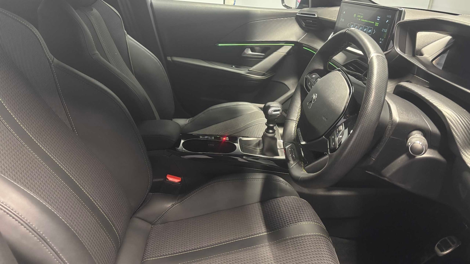 Used Peugeot 208 2022 for sale - 77308429: Photo 14