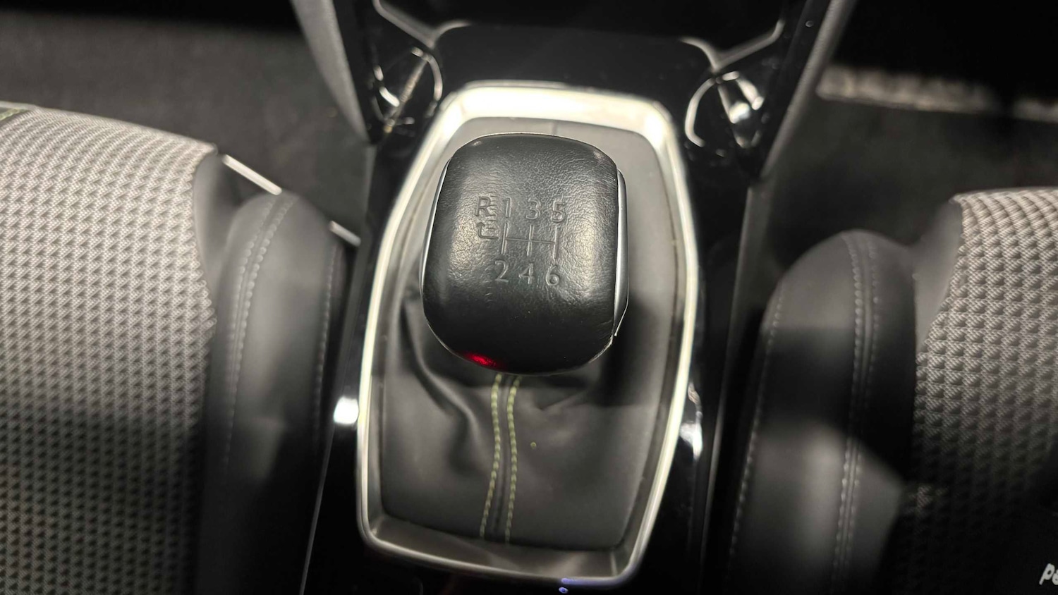 Used Peugeot 208 2022 for sale - 77308429: Photo 21