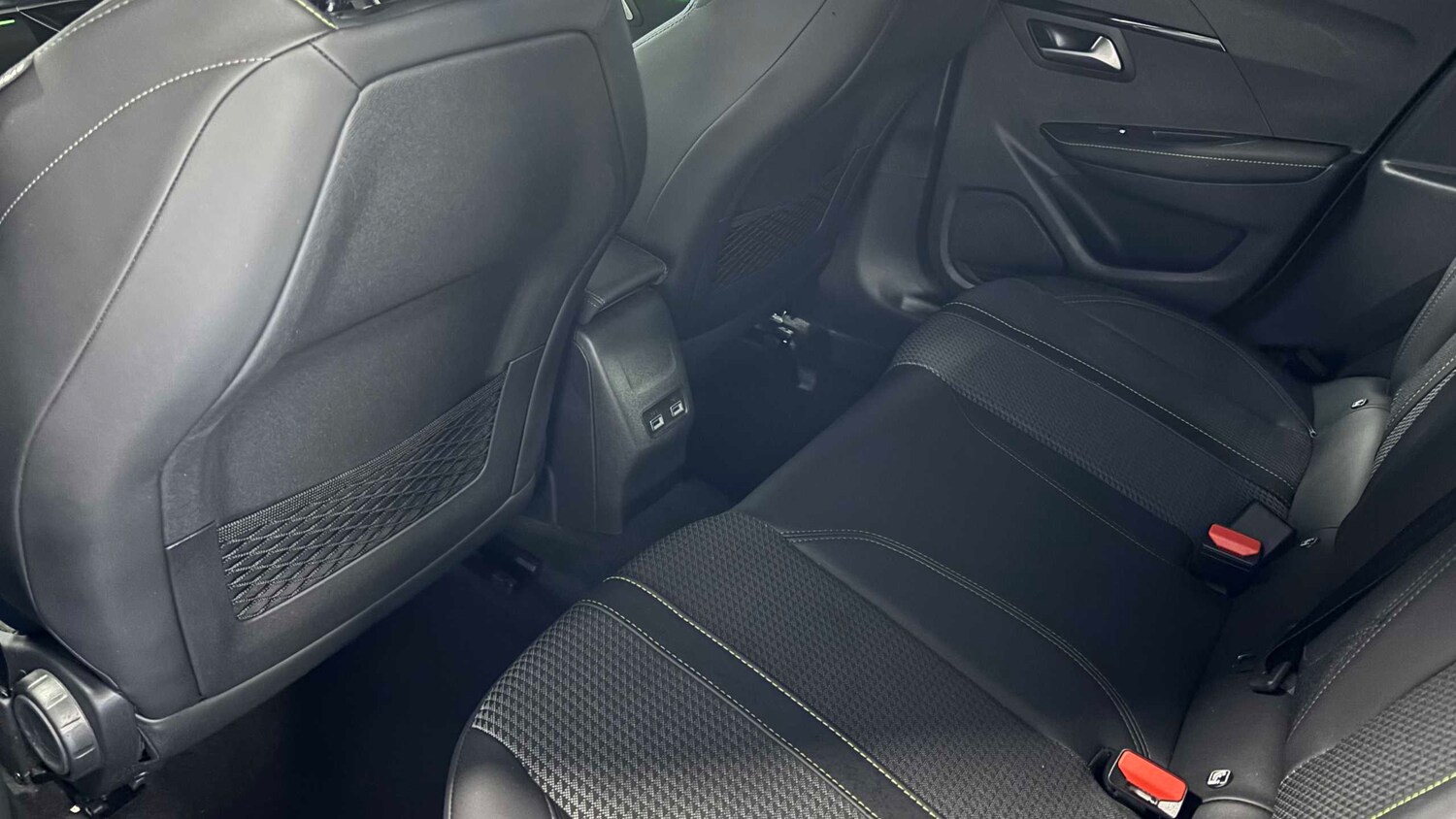 Used Peugeot 208 2022 for sale - 77308429: Photo 25