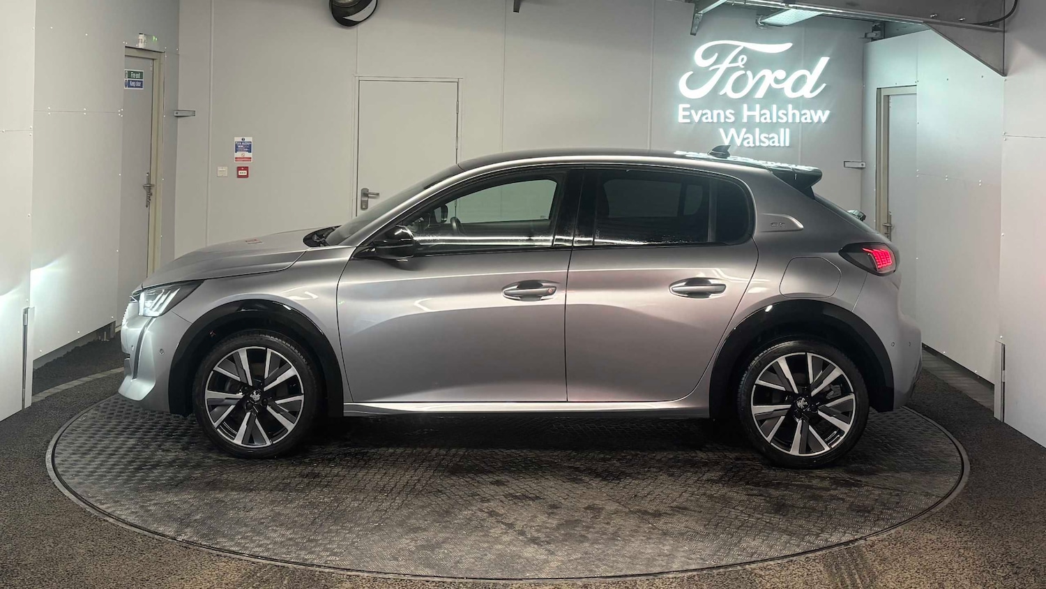 Used Peugeot 208 2022 for sale - 77308429: Photo 8