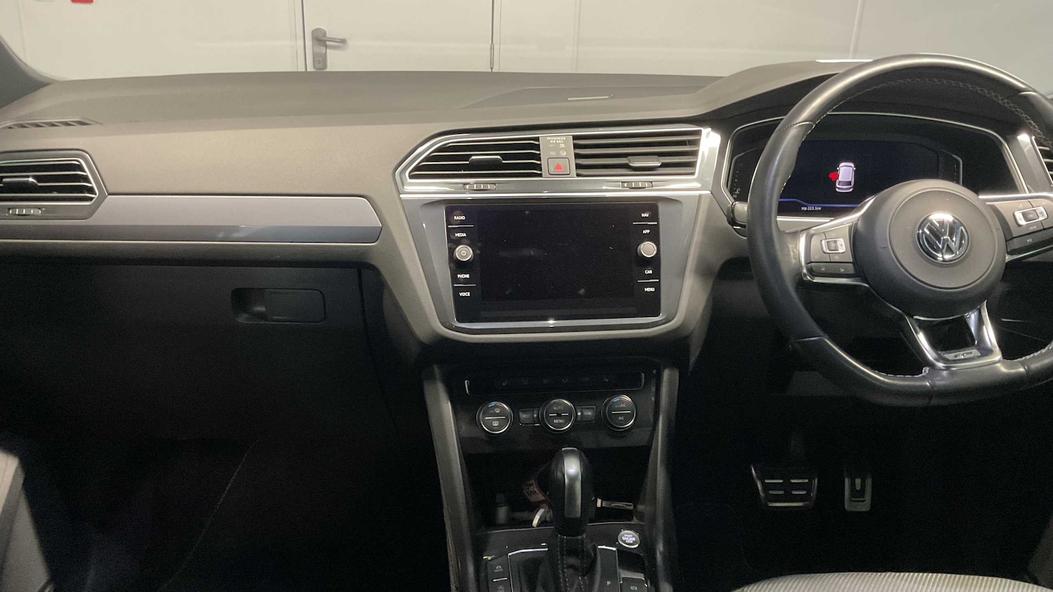 Used Volkswagen Tiguan 2020 for sale - 78090041: Photo 24