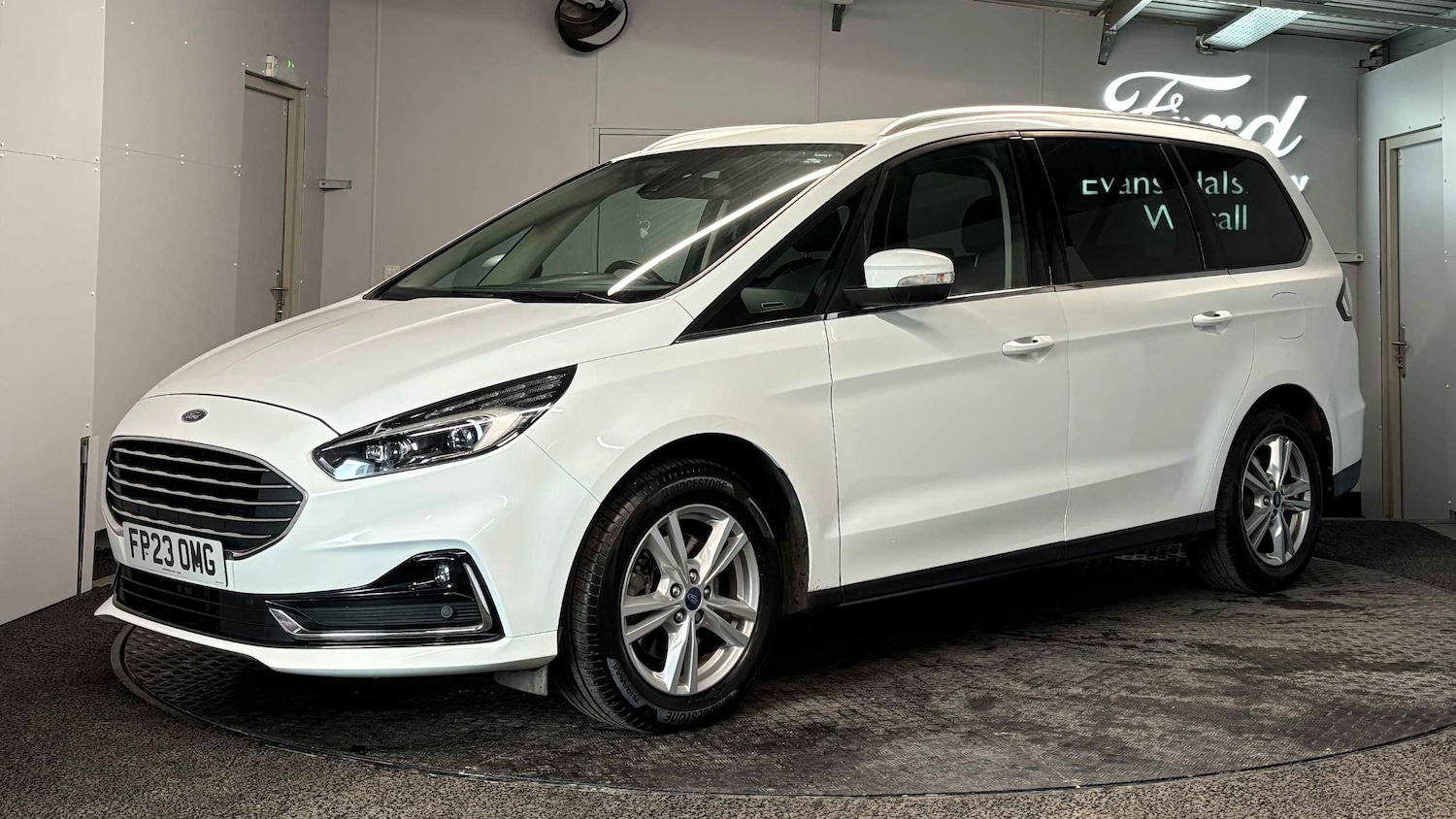 Used Ford Galaxy 2023 for sale - 77577385: Photo 3