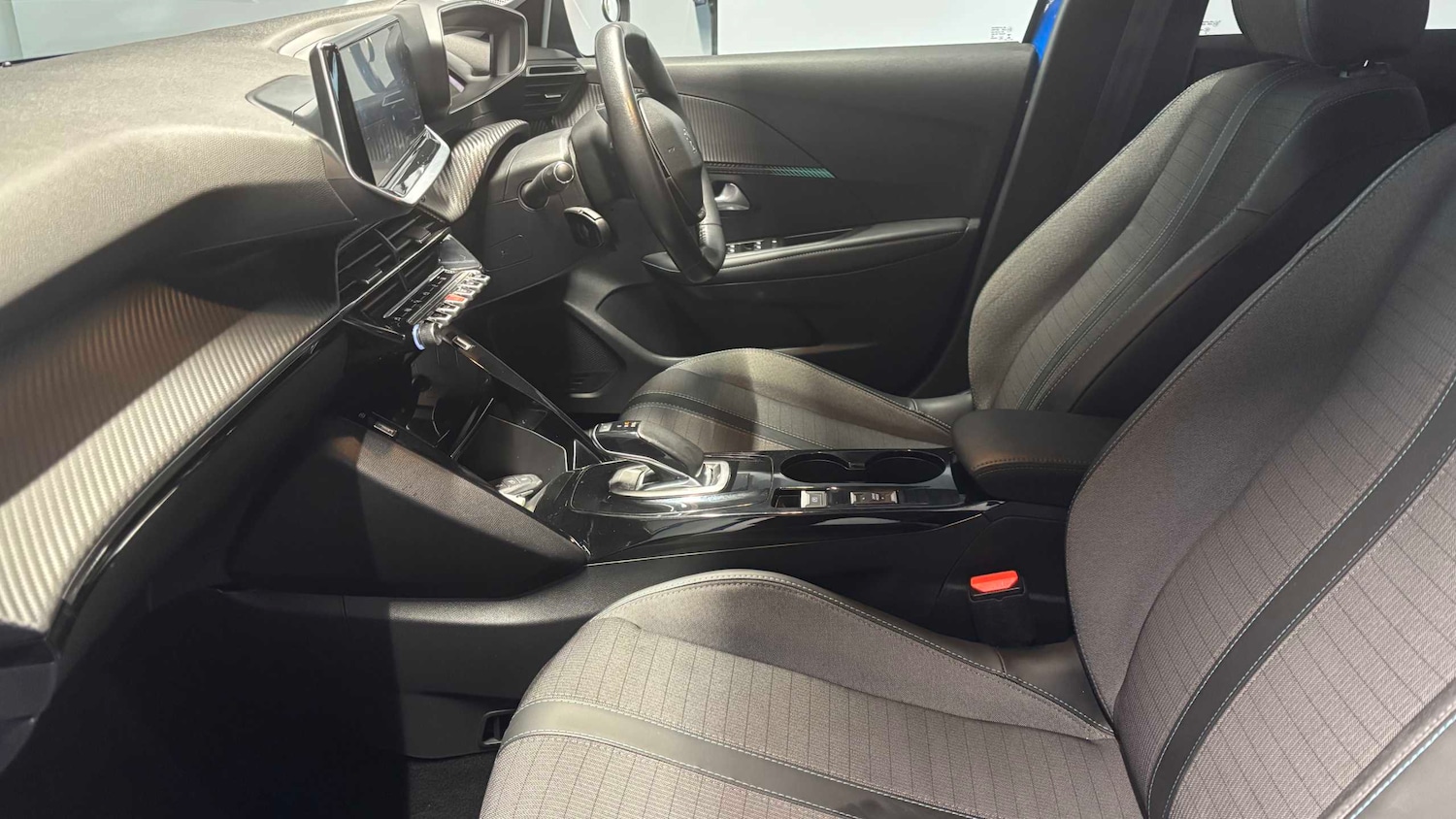 Used Peugeot 208 2020 for sale - 77123465: Photo 28