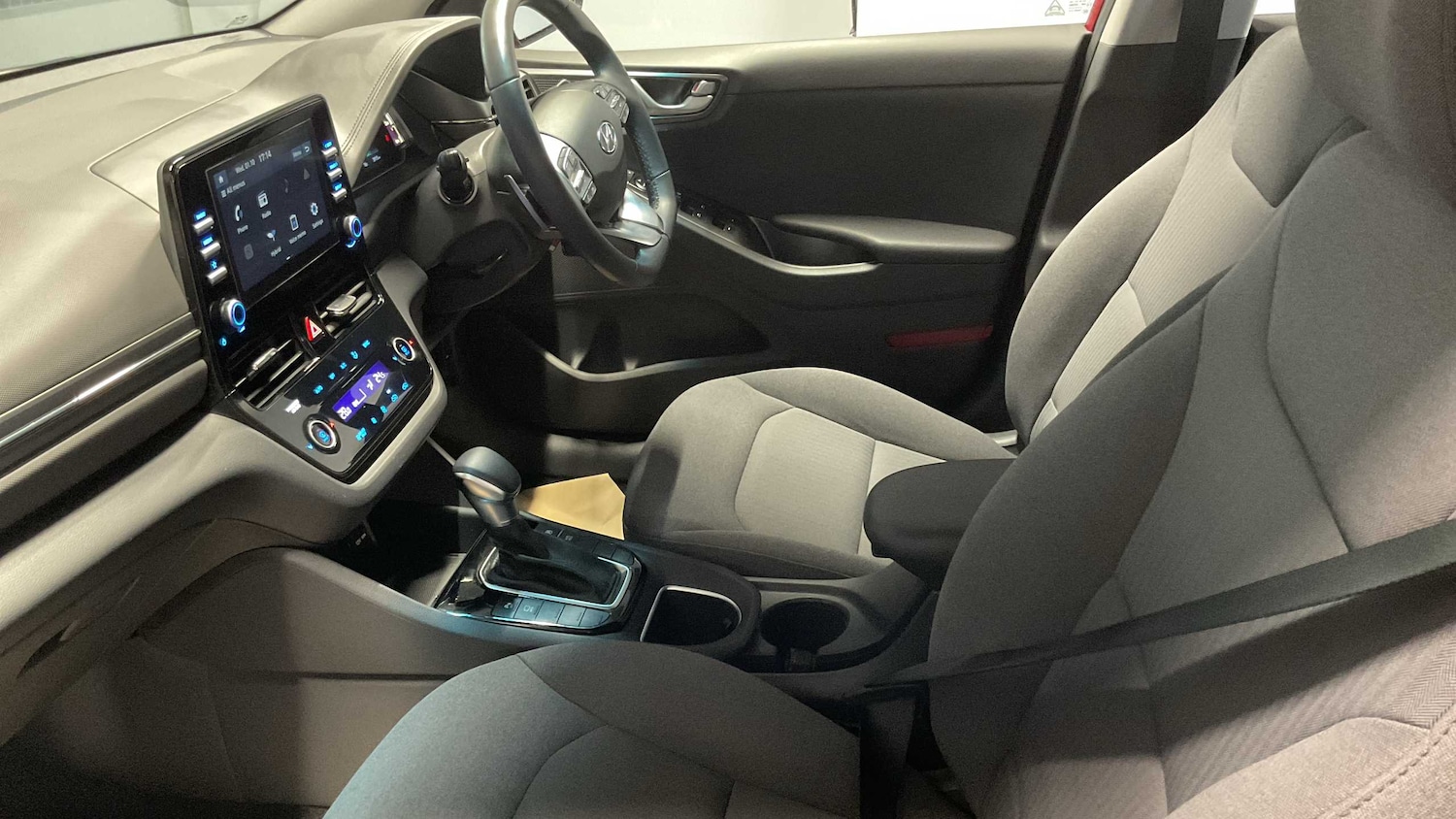 Used Hyundai IONIQ 2022 for sale - 76594300: Photo 30