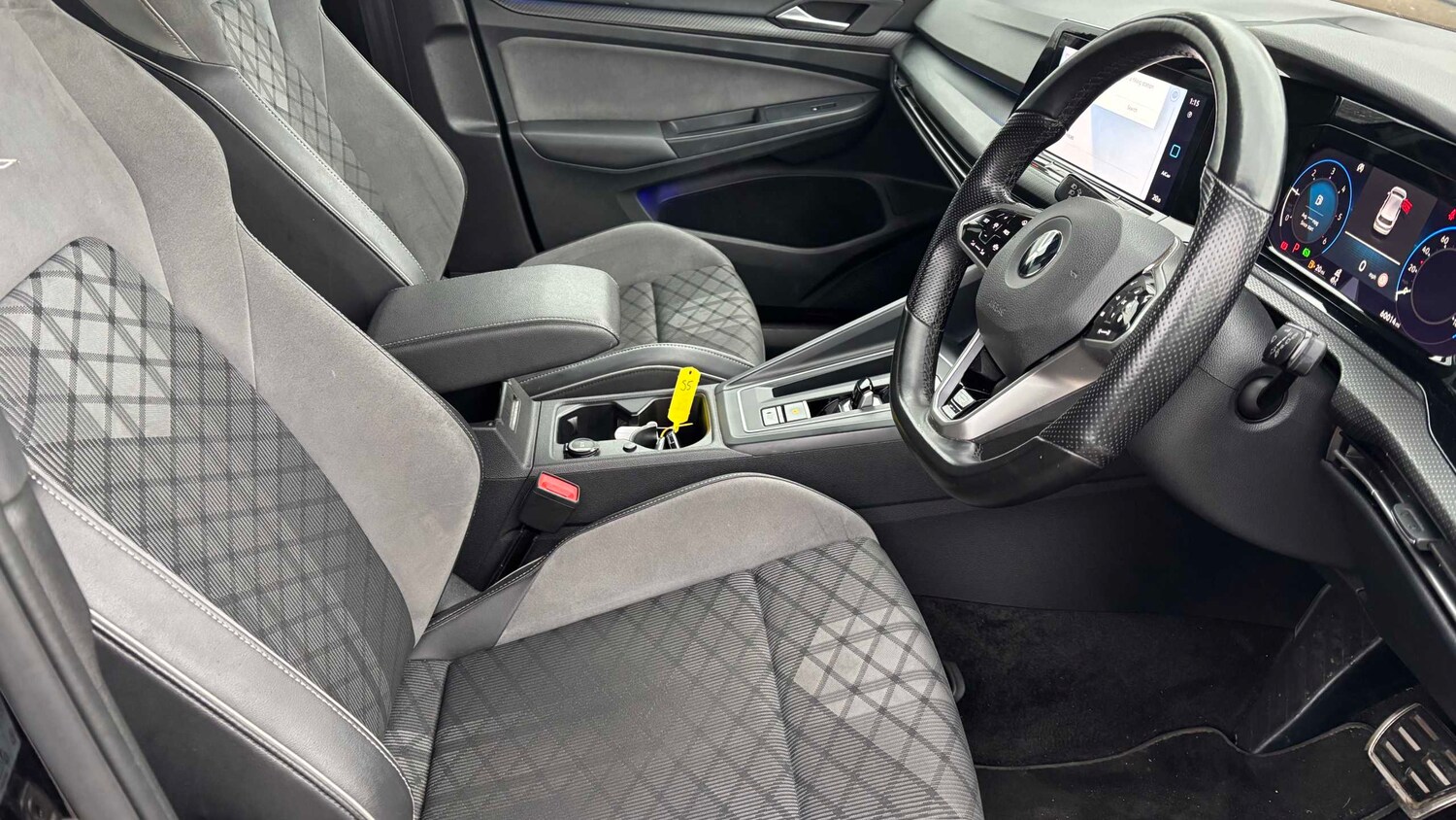 Used Volkswagen Golf 2020 for sale - 77308400: Photo 7