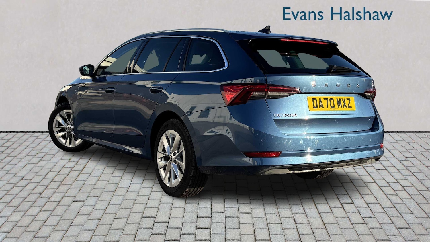 Used Skoda Octavia 2020 for sale - 76718151: Photo 2