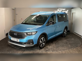 Used Ford Tourneo Connect 2023 for sale - 76447579: Photo