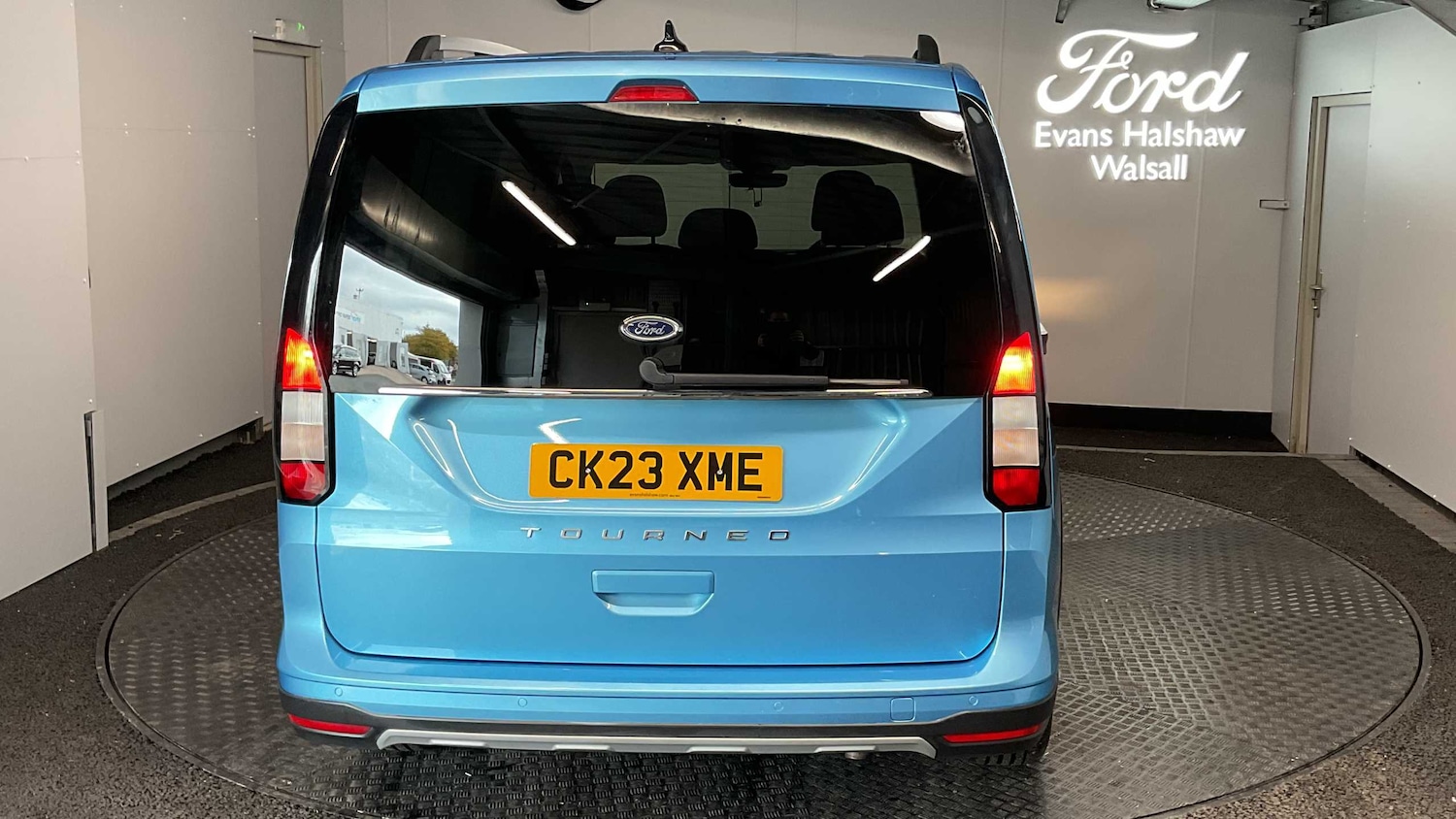 Used Ford Tourneo Connect 2023 for sale - 76447579: Photo 8