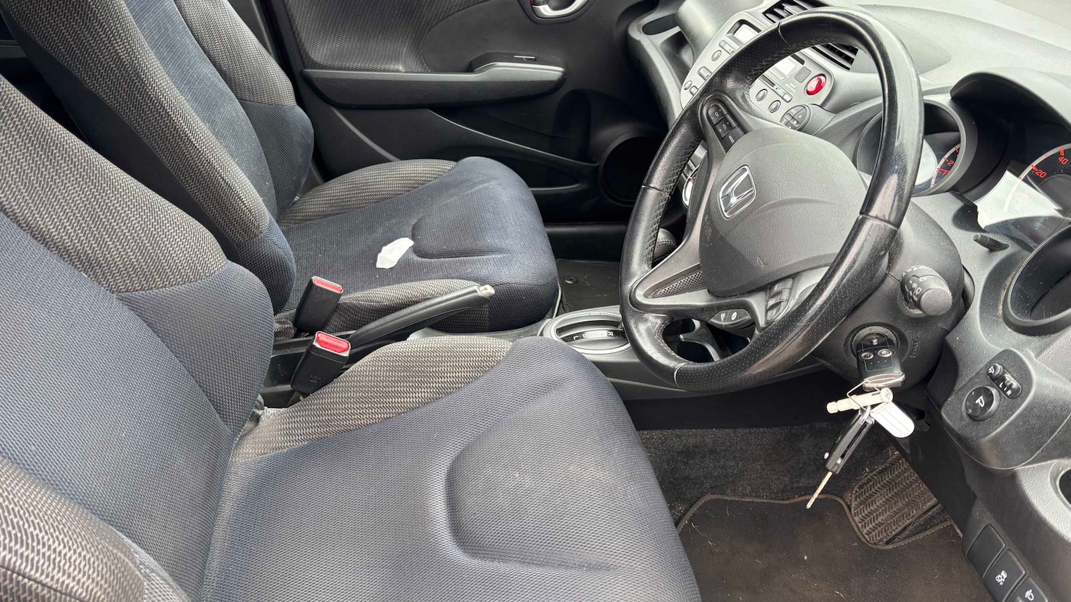 Used Honda Jazz 2015 for sale - 78104535: Photo 7