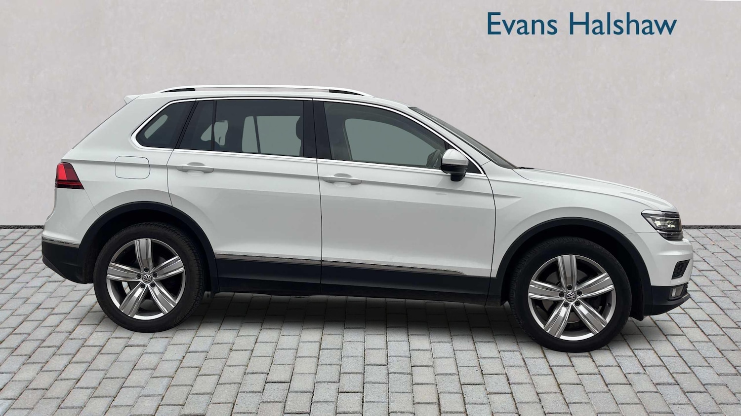 Used Volkswagen Tiguan 2021 for sale - 77068604: Photo 3