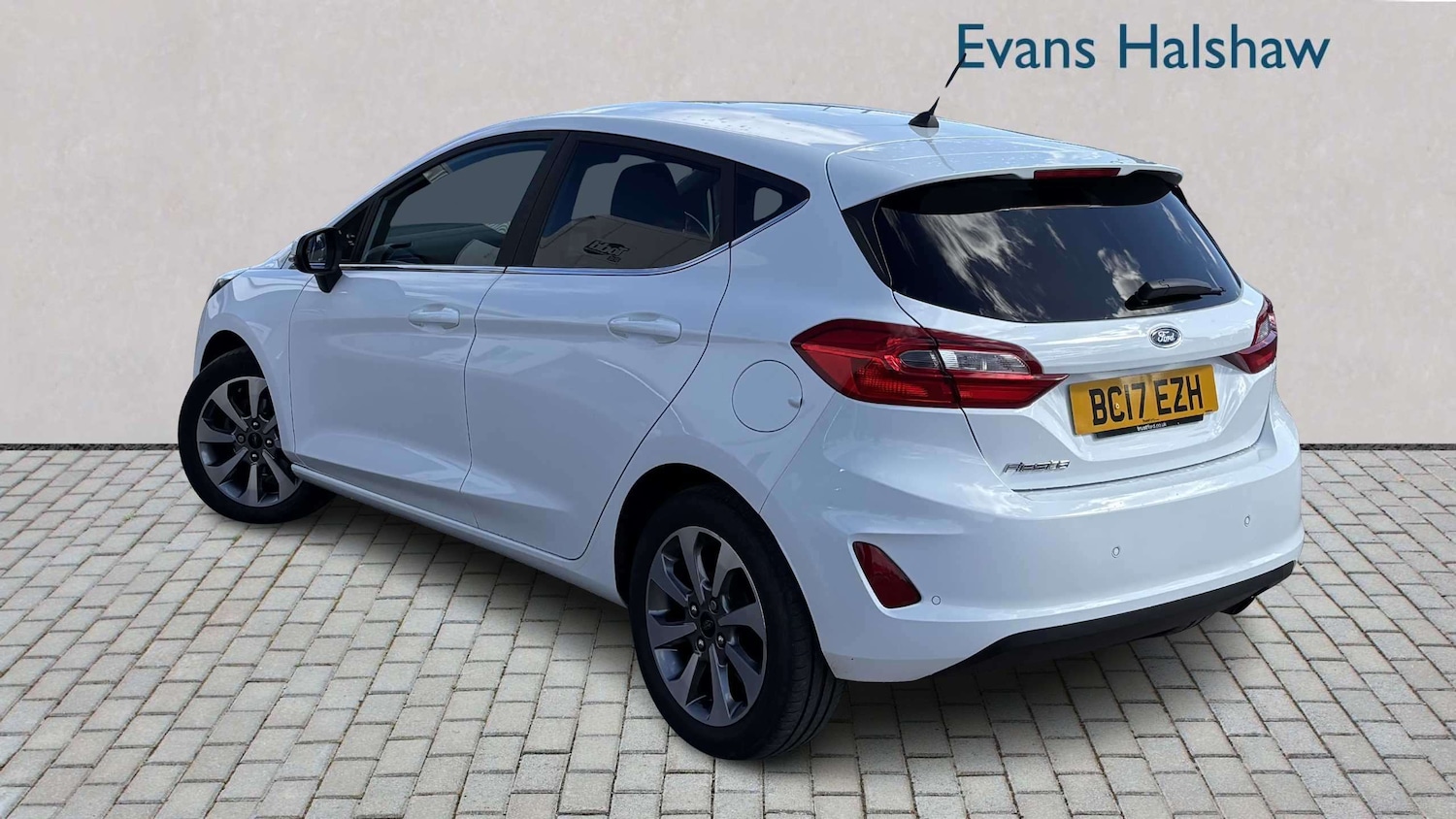 Used Ford Fiesta 2017 for sale - 78037809: Photo 2