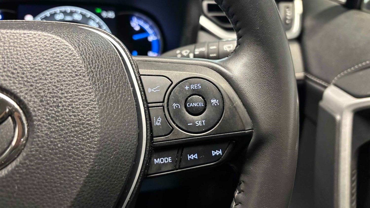 Used Toyota RAV4 2022 for sale - 77429249: Photo 17